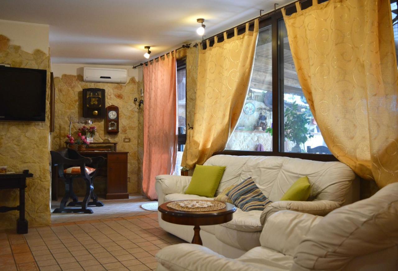 أكيتْريتْسا B&B La Vita E Bella المظهر الخارجي الصورة